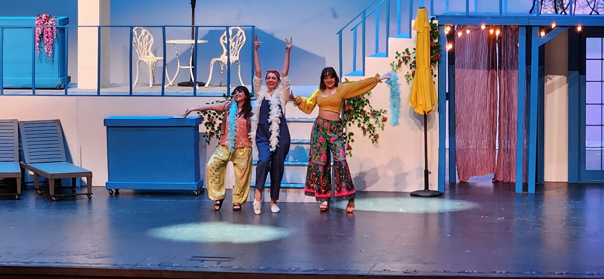 ACTatLEE's tweet photo. Three more shows, Dancing Queens! Tickets available at the door or online at https://t.co/IJHBaUwcXF
Tonight is ASL night! See you at the theatre! https://t.co/xxSUV0tw9I