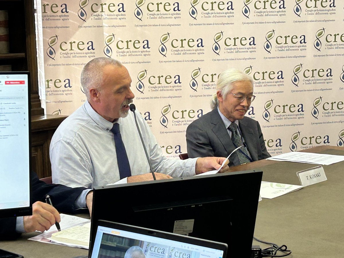 IUSS_ORG's tweet image. Prof Takashi Kosaki, former IUSS President, Prof Giuseppe Corti, head of the IUSS Secretariat, and Cristina Giannetti (left), head of IUSS Communication and of CREA Press Office, bringing soil science to the Italy-Japan Forum at CREA #Patronage of the Senate of the  Republic