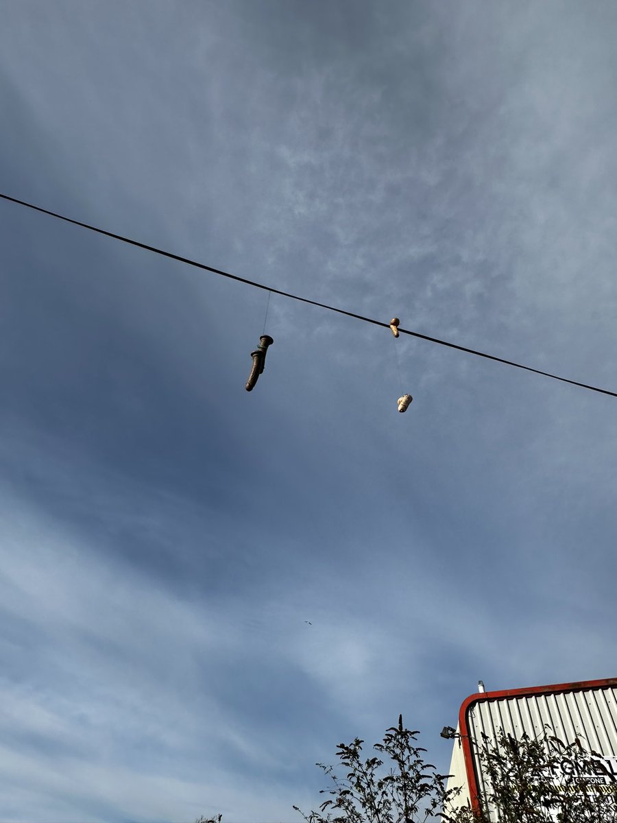 2e1bts's tweet image. Well only in Nottingham ! Zoom in if you can’t see it !