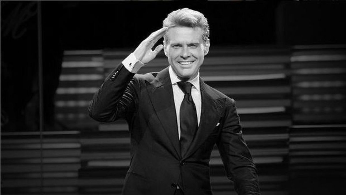 SIN24Horas's tweet photo. Devolverán dinero a los que no pudieron asistir al concierto de Luis Miguel. #NoticiasSIN #Devolveran #Dinero #Concierto #LuisMiguel  

Amplíe en el link de la bio.

https://t.co/yOZ8sAtI5S https://t.co/zekKW5m5lN