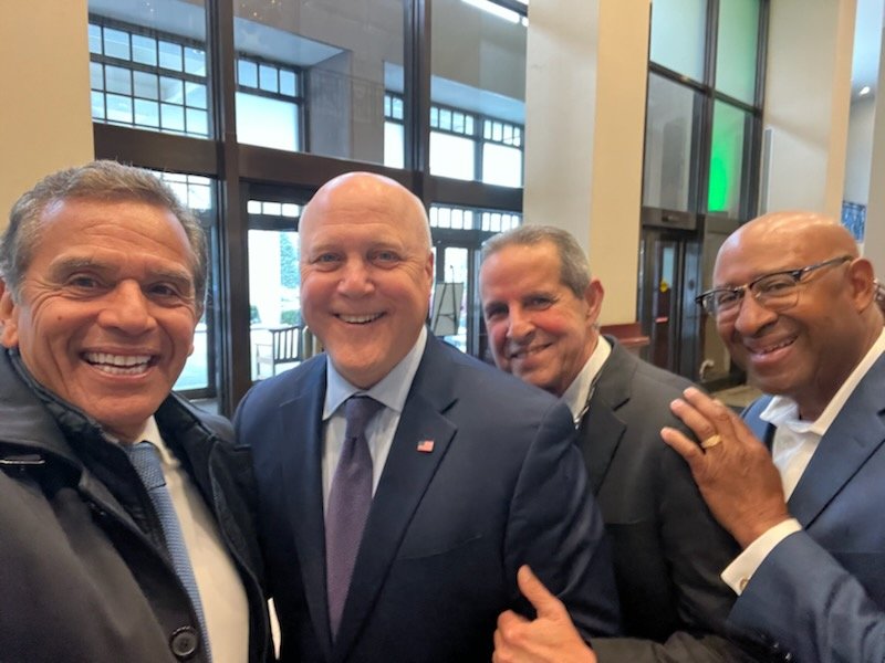 It was great to catch up with old friends former Mayors @AVillaraigosa  @MitchLandrieu and @Michael_Nutter during the @usmayors Winter Meeting  #MayorsDC24