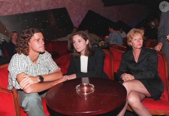 Placard à archives, ouvre toi !