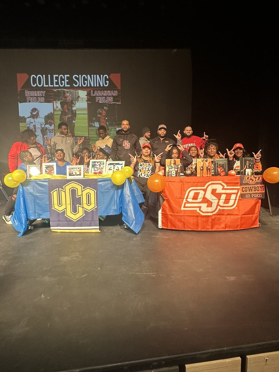 Coach_Rob_J's tweet photo. The best feeling as a coach is when you have young men in your football program achieve the opportunity to get a free education! CDEPT🦅♥️🖤🤍 @FieldsLadainian @BraelonAdamah @_Rodney4 @BraelonAdamah_ https://t.co/4Wg1RRX7GN