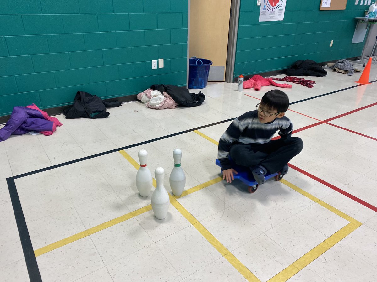 PeDartmouth's tweet photo. Spent the afternoon witnessing pure joy as elementary kids embraced the thrill of scooter bowling! 🛴🎳 Laughter echoed, strikes were celebrated, and friendships strengthened. #ElementaryFun #ScooterBowling @RichardsonISD @DmeElemRisd https://t.co/AYwdQcuDDu