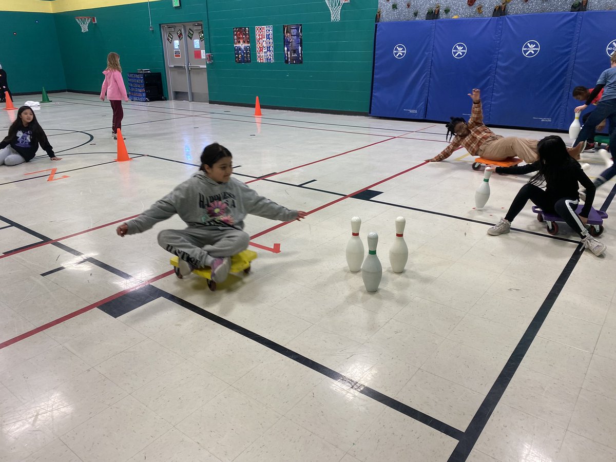 PeDartmouth's tweet photo. Spent the afternoon witnessing pure joy as elementary kids embraced the thrill of scooter bowling! 🛴🎳 Laughter echoed, strikes were celebrated, and friendships strengthened. #ElementaryFun #ScooterBowling @RichardsonISD @DmeElemRisd https://t.co/AYwdQcuDDu