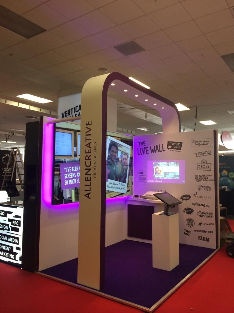 NealDisplay's tweet photo. Showing off some LED lights. Go see them for all your creative needs this week. https://t.co/TTgroK6o9d