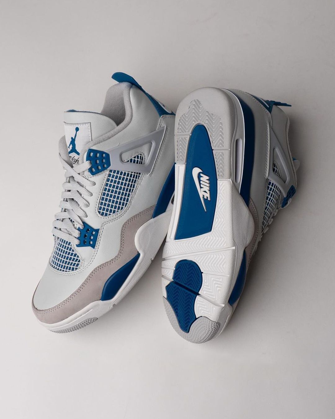 Jordan 4 jan 19 online