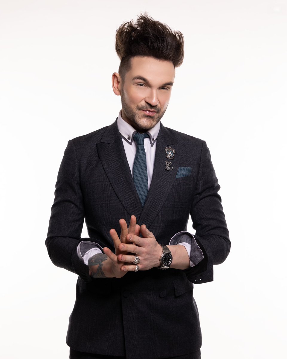 Colin_Cloud tweet picture