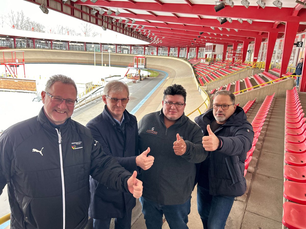 🇩🇪 <a href="/UEC_cycling/">UEC Cycling</a> visita Cottbus, escenario del próximo Europeo junior y sub23
▪️ UEC visits Cottbus, venue of the next EuroTrack24 Junior and U23.
▪️ L'UEC visite Cottbus, lieu des prochains Championnats d'Europe juniors et espoirs
trackpiste.com/2024/01/la-uec…
