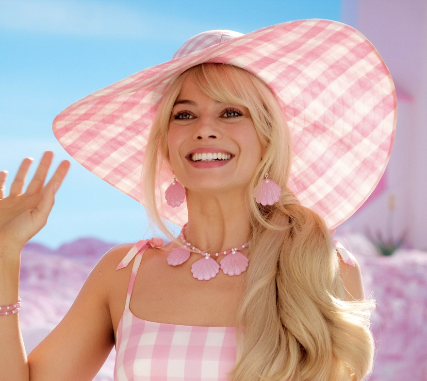 Jodie Foster says the $1.4 billion success of #Barbie has changed everything in Hollywood.

"In the old days, they saw women as a risk. Not sure why they saw us as a risk. 50% of the population! That thinking has changed now. With a big success like ‘Barbie,’ they gave Greta