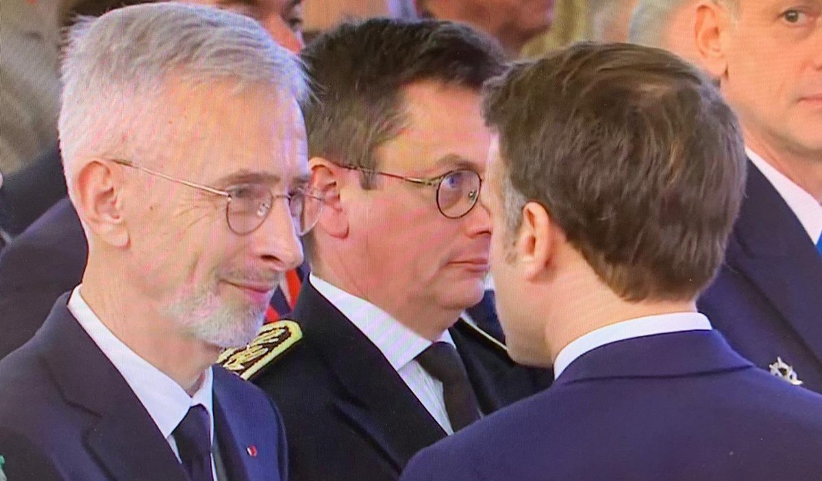 📍Cherbourg | Voeux aux armées Le secrétaire général de la mer était présent à Cherbourg ce vendredi 19 janvier pour assister à la présentation des vœux aux armées du Président de la République.