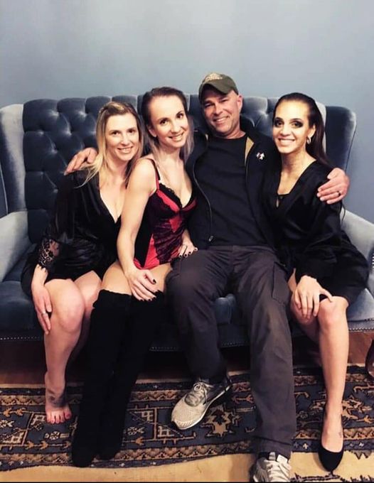HarrisonSmith85's tweet photo. Onset of #TheSpecial but without its star who remained in its box.
#horror #horrormovies #Horror365Challenge #Horrorfam #horrorfamily https://t.co/eSLgZ9g3oH