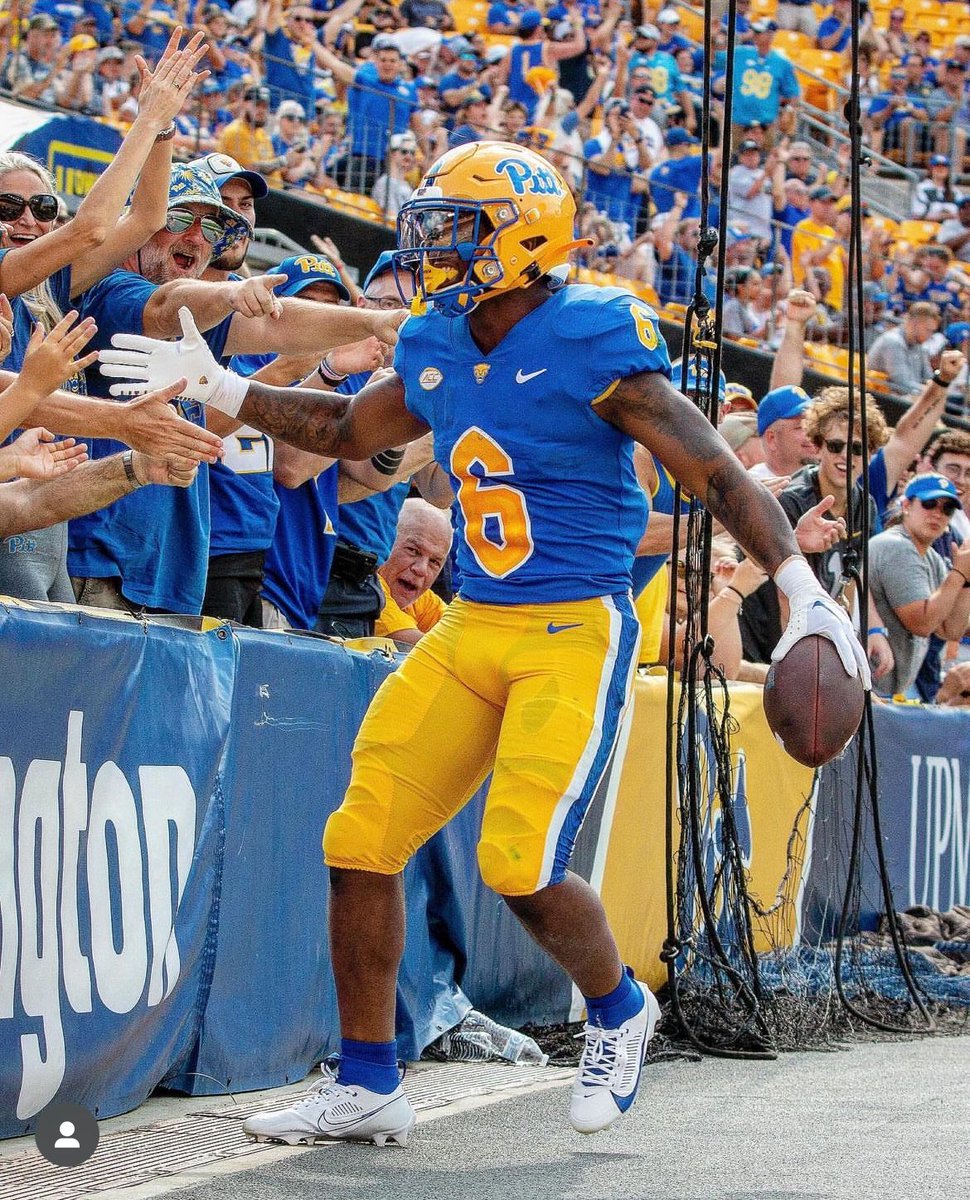 Blessed to receive and offer from the University Of Pittsburgh!! <a href="/coachcsanders/">Cory Sanders</a> <a href="/Coach_Baham/">Robert Baham Jr.</a> <a href="/BigPlayRay50/">Raymond McNeil</a> <a href="/adamgorney/">Adam Gorney</a> <a href="/ChadSimmons_/">ChadSimmons</a> @RivalsFriedman <a href="/Indubitably_1/">EyefulWatcher 👀</a>