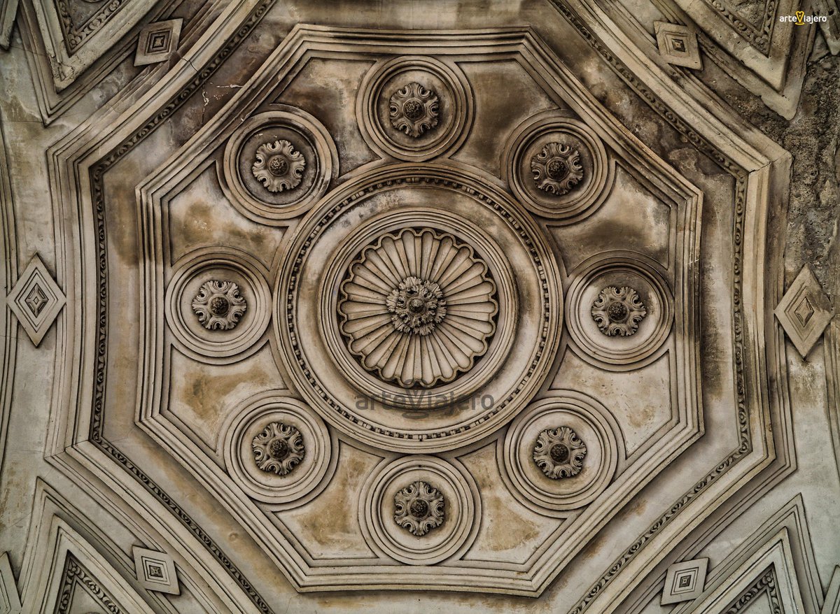 arteviajero_com's tweet photo. Hospital de Santiago de Úbeda (Jaén), una de las grandes maravillas del Renacimiento en #Andalucía. Fue ideado por el célebre arquitecto Andrés de Vandelvira. Sus obras comenzaron en el año 1562 y finalizaron en 1575
#FelizViernes #photography https://t.co/V05bTHPWD4