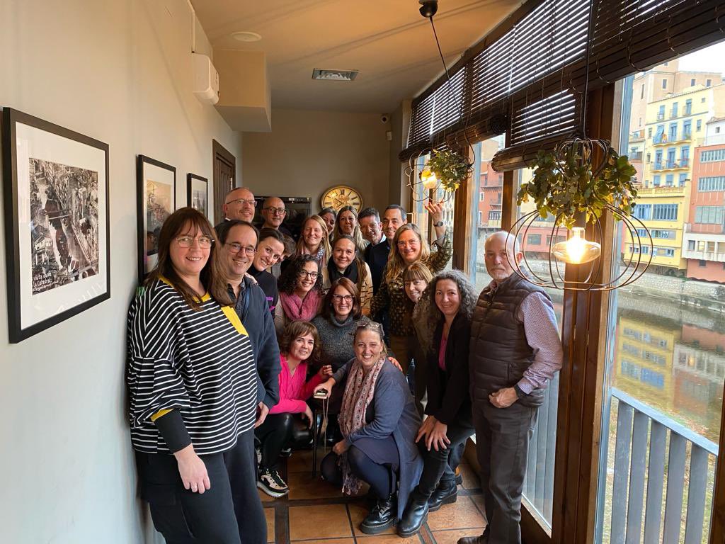 Avui, pluja d'idees per a la campanya #LaComerÇiada amb <a href="/laFOEG/">FOEG</a> @comerciantscelra @gironacentre @uniofemsalt @botiguesdelabisbal @comerciantsolot @oohxigenpalafrugell <a href="/fecoturpalamos/">Fecotur</a> @empresaris_roses_capdecreus  @santantoni_comerc @guixols_comerc_turisme @comerciantssarriadeter