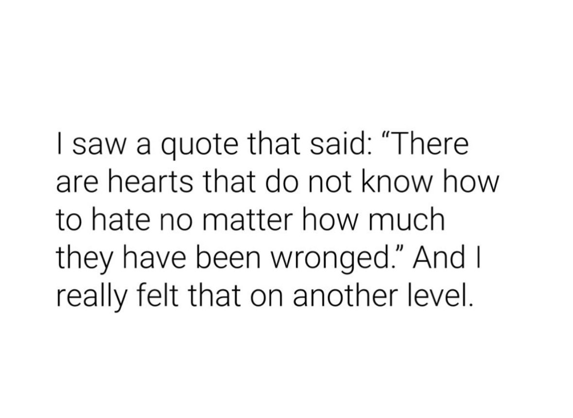 QUOTES tweet media