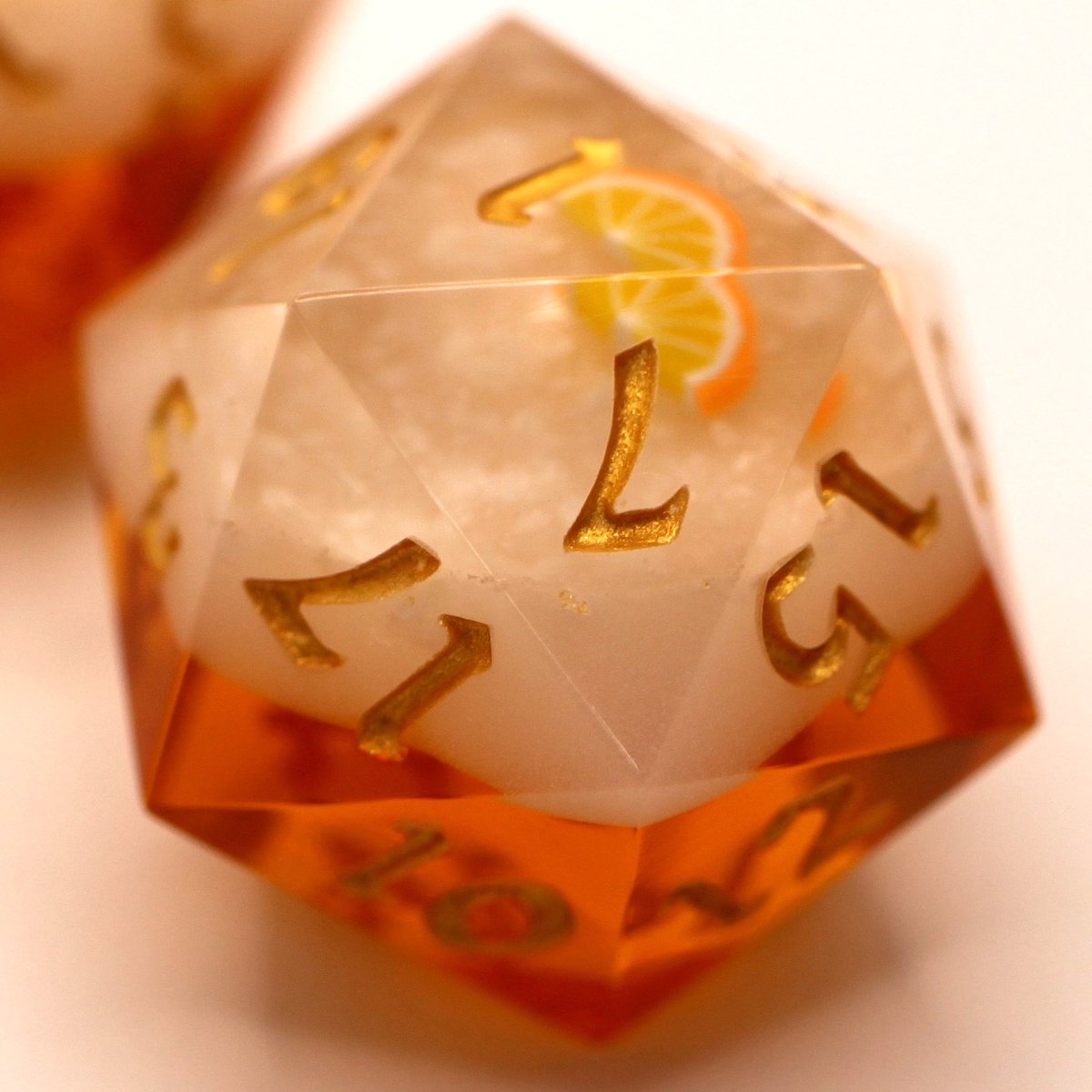 Crown & Beau Dice tweet media