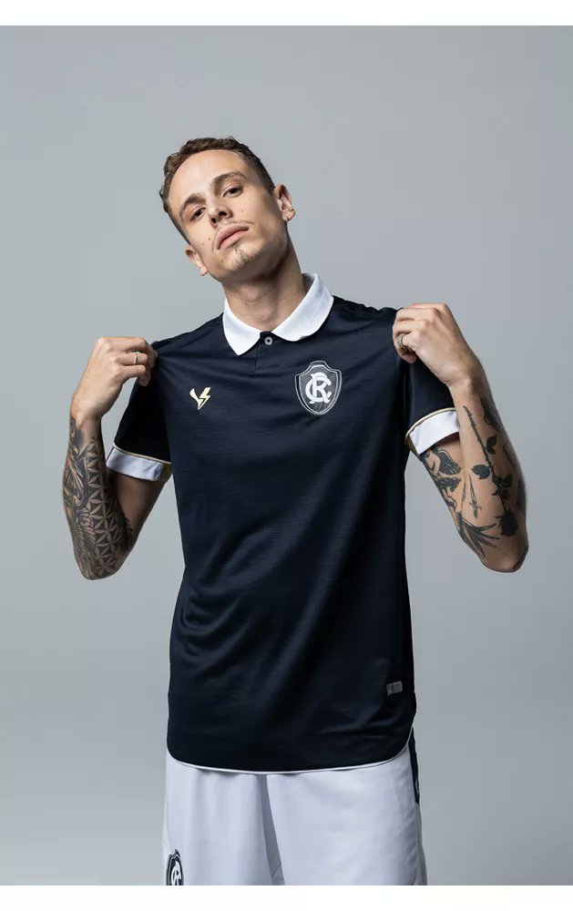 VULGAOTT's tweet image. Simplesmente o campeonato paraense é o estadual com as camisas mais bonitas do país