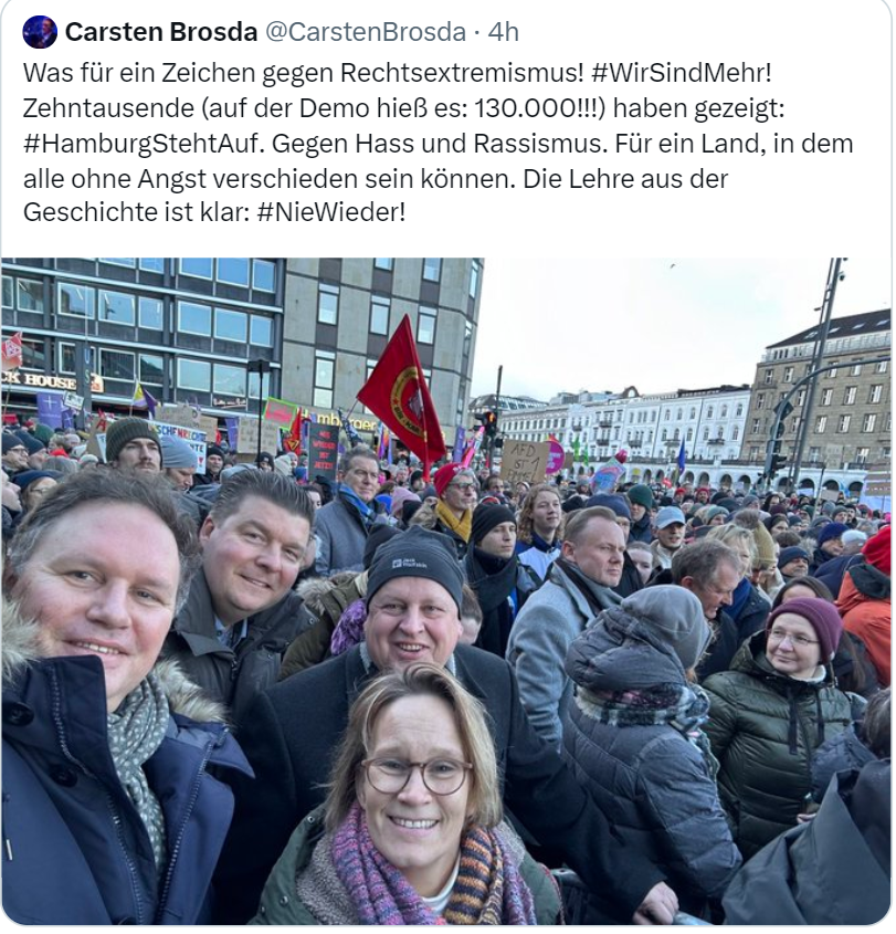 #NiewiederSPD 
#HamburgStehtAuf 
Carsten Brosda mit Bir-Kar = 'Antiimperialistischer Kampf'
#MLPD 
Wtf?
#NieWiederIstJetzt - aber nicht mit solchen Demagogen.