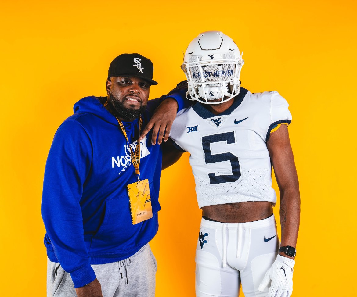 _Nasai5's tweet image. Had a great visit up in Morgantown, appreciate the staff and my father for the support. Thank you @WVUfootball @NealBrown_WVU @TaylorLWest_ @Backendcoach12 @trey_neyer
#Takemehome 🏔️🏔️