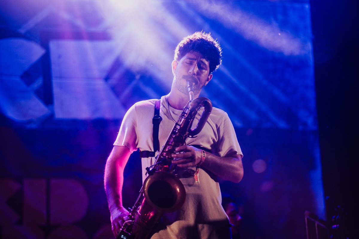 cinefischer's tweet photo. Trabalhos Espaciais Manuais no @AcidRockFest 💕 https://t.co/aBHQSwe3OW