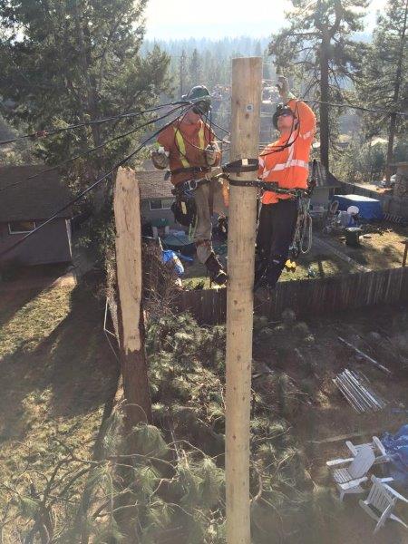RokstadPower's tweet image. Every year storms batter our infrastructure, and every year Rokstad Power answers the call to repair the damage and get peoples' power back on for them.  These pictures are from a storm response/trouble call in Spokane Washington in 2015. #stormresponse #helpinghands #toughwork