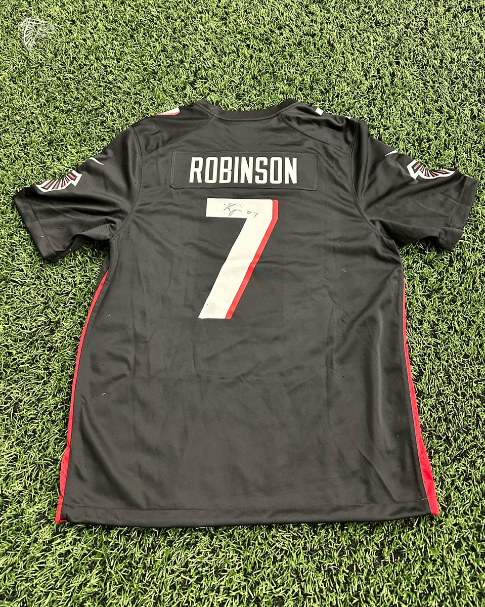 🚨 Rookie Giveaway 🚨 RT for a chance to win this signed @Bijan5Robinson jersey!