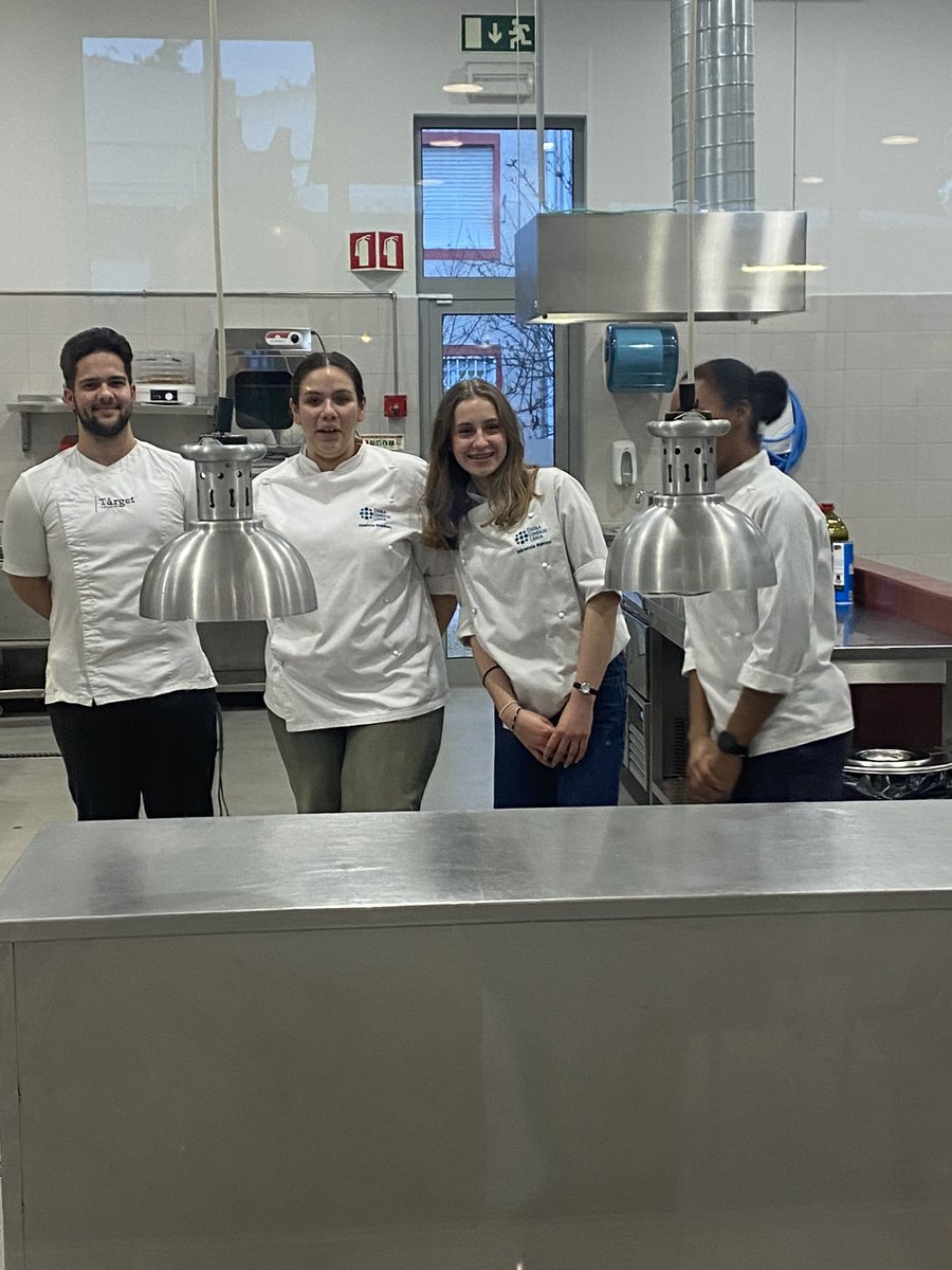 "I like this school, never miss a class, even if it takes one hour to get here!". The best comment for a school manager by a #learner, while visiting her #VETcentre at #EscolaComercioLisboa. Proud of our members and their people. #VocationalExcellence