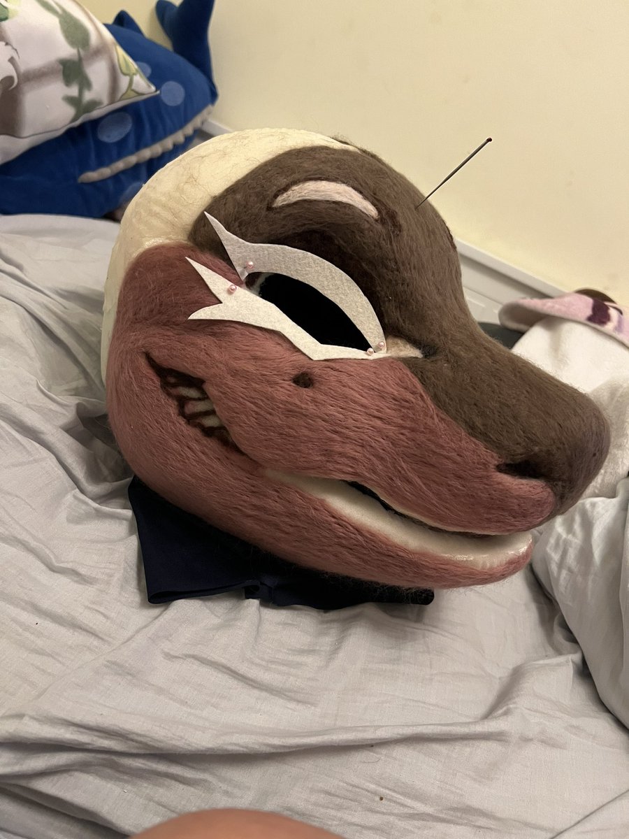 FossilFrappe's tweet photo. Yes I made my fursuit haha!! This is my Fursuit making account :) i needle felted him on a base by @Maxbasesshop !!! https://t.co/IfO5whov5l