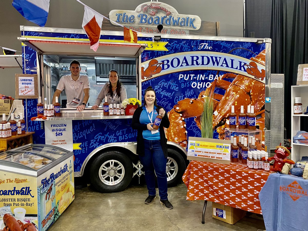 Boardwalkpib's tweet photo. It’s cold outside but it feels like summer at the Progressive Cleveland Boat Show!! Stop by for a cup of fresh Lobster 🦞 Bisque or take some home!!  #pib #putinbay #lobsterbisque #cleboatshow https://t.co/XfxEhSg6O5