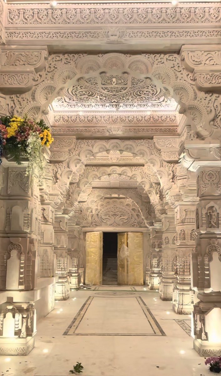 CreateonIndia's tweet photo. श्रीराम का यह भव्य और दिव्य मंदिर केवल पत्थरों का ढाँचा नही बल्कि भारत के पुनर्जागरण का आरंभ है। राम भारत की आत्मा हैं। आइये 22 जनवरी की शुभ घड़ी को नव भारत के अमृत काल का प्रादुर्भाव मानकर श्री राम के आदर्शों को पुनः स्थापित करें। https://t.co/67IEeX4qaU