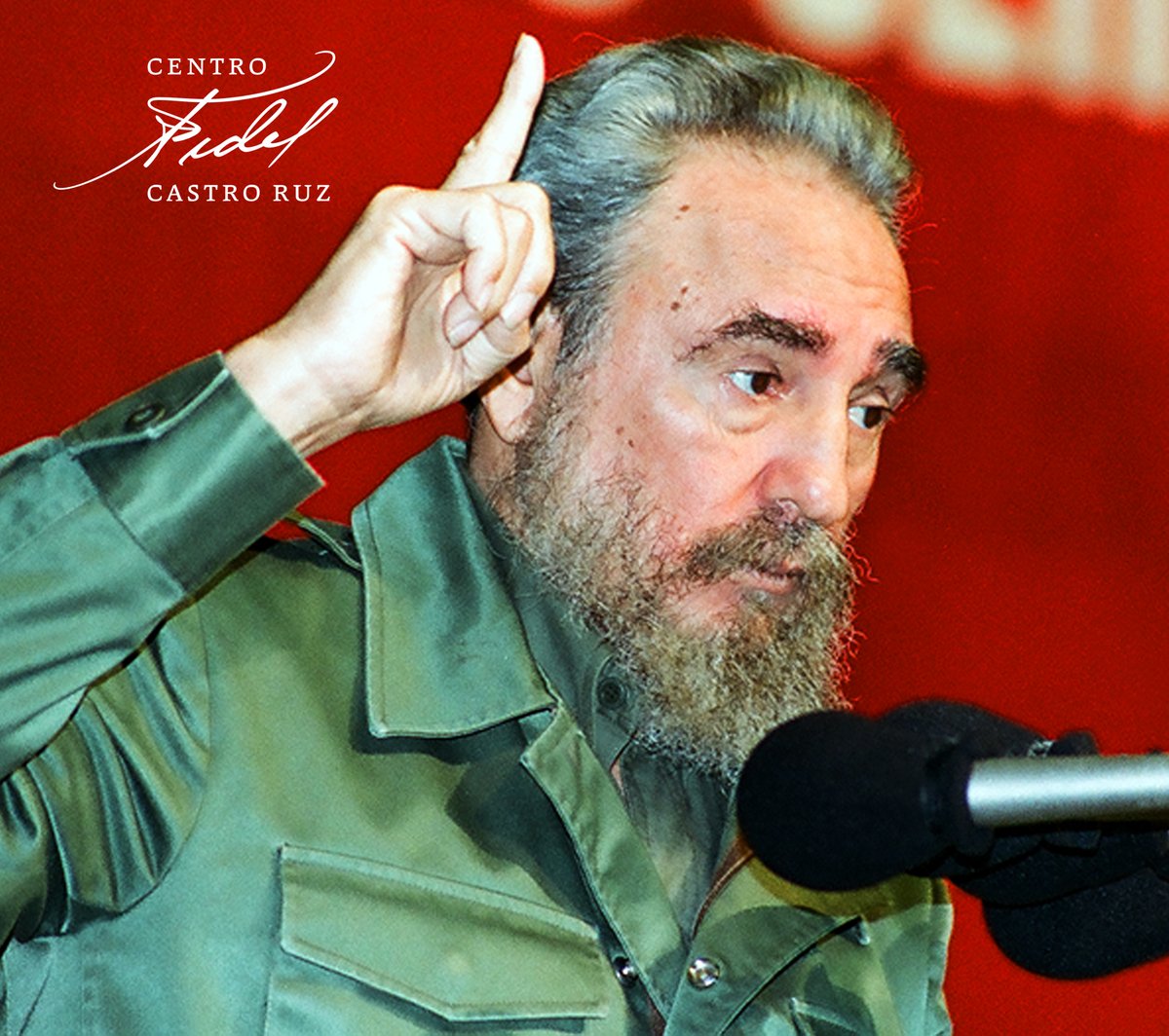 centrofidel's tweet photo. #Fidel:"Tenemos conciencia de que de la obra y del esfuerzo de este pueblo que lucha, no podrán resultar sino beneficios para todos los pueblos de este continente, que hablamos el mismo idioma y que sufrimos las mismas penas". #FidelVive https://t.co/9DzkUTylvi