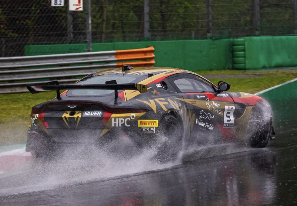 The Advantage tweet media