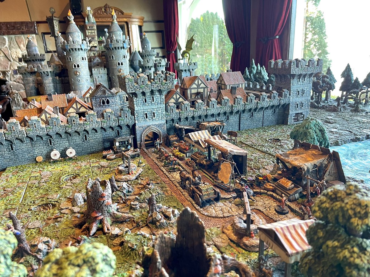 stefandwarven's tweet photo. Welcome to my Castle! 🏰 #castles #dwarvenforge #tinyfurniture #miniaturecastles #miniatureterrain #dungeonsanddragons #dnd #rpg #scalemodels #gameroom #mancave #medievalcastles #miniatureworld #Hobbies #hobbiesandgames https://t.co/GfnaS6D5LD