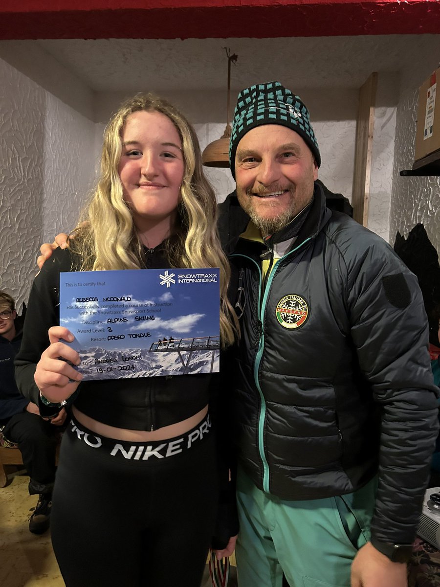 DouglasAc-PassoTonale2024 (@douglasski2024) on Twitter photo 