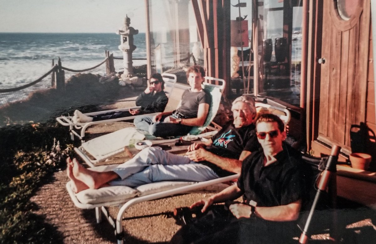 #flashbackfriday with #martinisandmagic  hanging with the #homeboys <a href="/RoccoMagician/">Rocco Silano</a> #patrickmartinmagic #channingpollock #mossbeach
#californiadreaming 

#magicandmartinis 
#goodtimes #magicians #worldclass