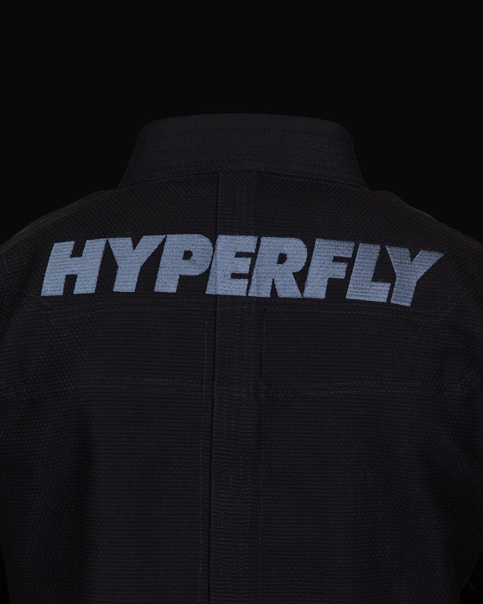 hyperfly's tweet image. The JudoFly X Quattro Oreo. ⚫️⚪️

A hybrid of traditional Judo Gis and contemporary Jiu Jitsu Gis, featuring a 650 gsm pearl weave, the JudoFly X Quattro gives you the upper hand in any grip battle.

Shop now: hyperfly.com/products/judof…

#HYPERFLY #YCTH #YouCantTeachHeart