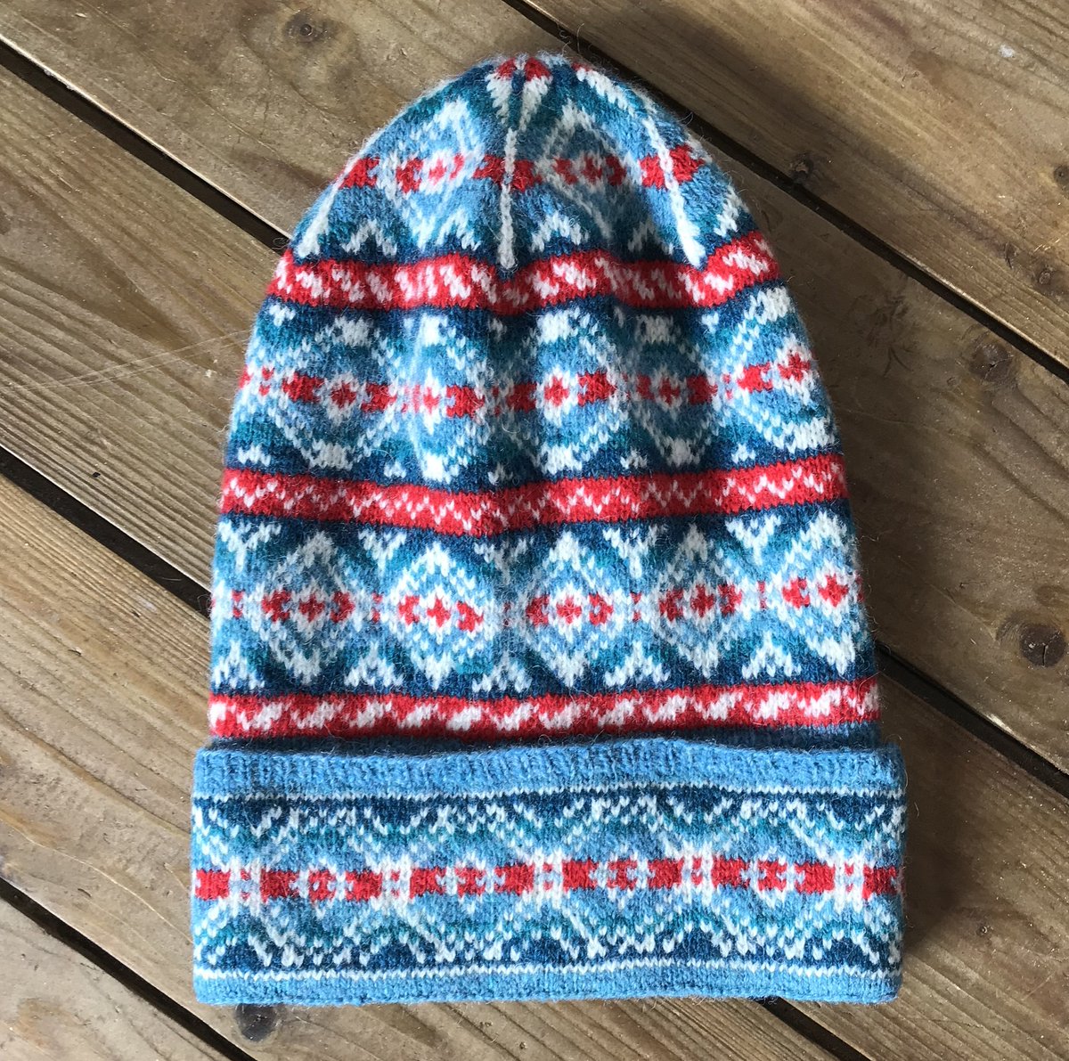askdrdaley's tweet photo. Introducing ... Knitting Jenny Pattern 22, a Fair Isle fisherman's kep that I designed & knit on #FairIsle. The pattern & history are available at https://t.co/ZuWBy1dPWf and Ravelry.
#knittingjenny #jenniferdaley #shetlandknitting #fairisleknitting #fairisleknit #FairIsleFriday https://t.co/eexBNqrPqq