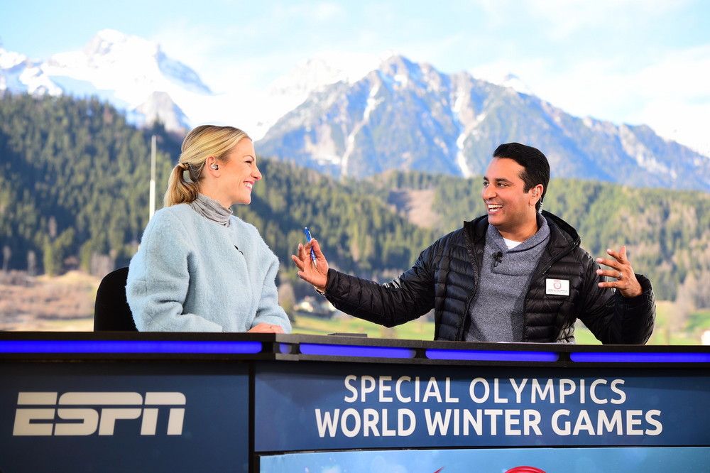 SpecialOlympics's tweet image. "I take pride in championing ESPN's rich culture of inclusiveness and belonging."

Congratulations to our long-time supporter @KevinNegandhi on extending his stay with our global broadcast partner @ESPN! 🔗 brnw.ch/21wGf4N #ChooseToInclude @ESPNCitizenship