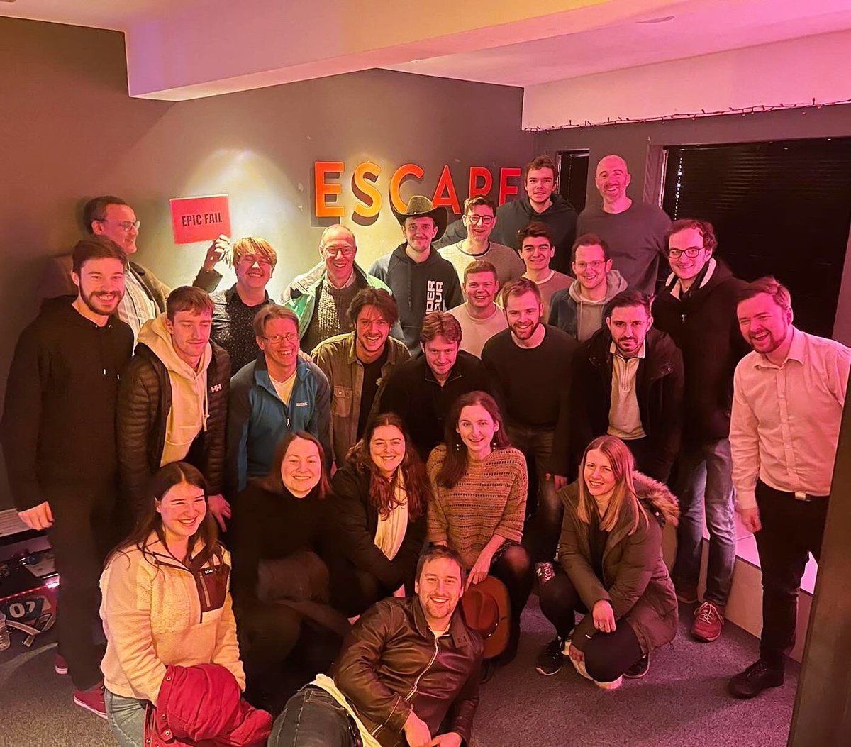 Escapefinity tweet media