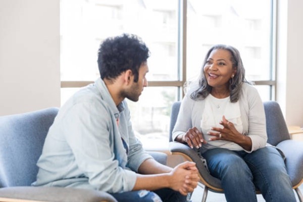 Explore the many benefits and challenges of individual vs. group therapy in our latest #blog: bit.ly/3O92FX4