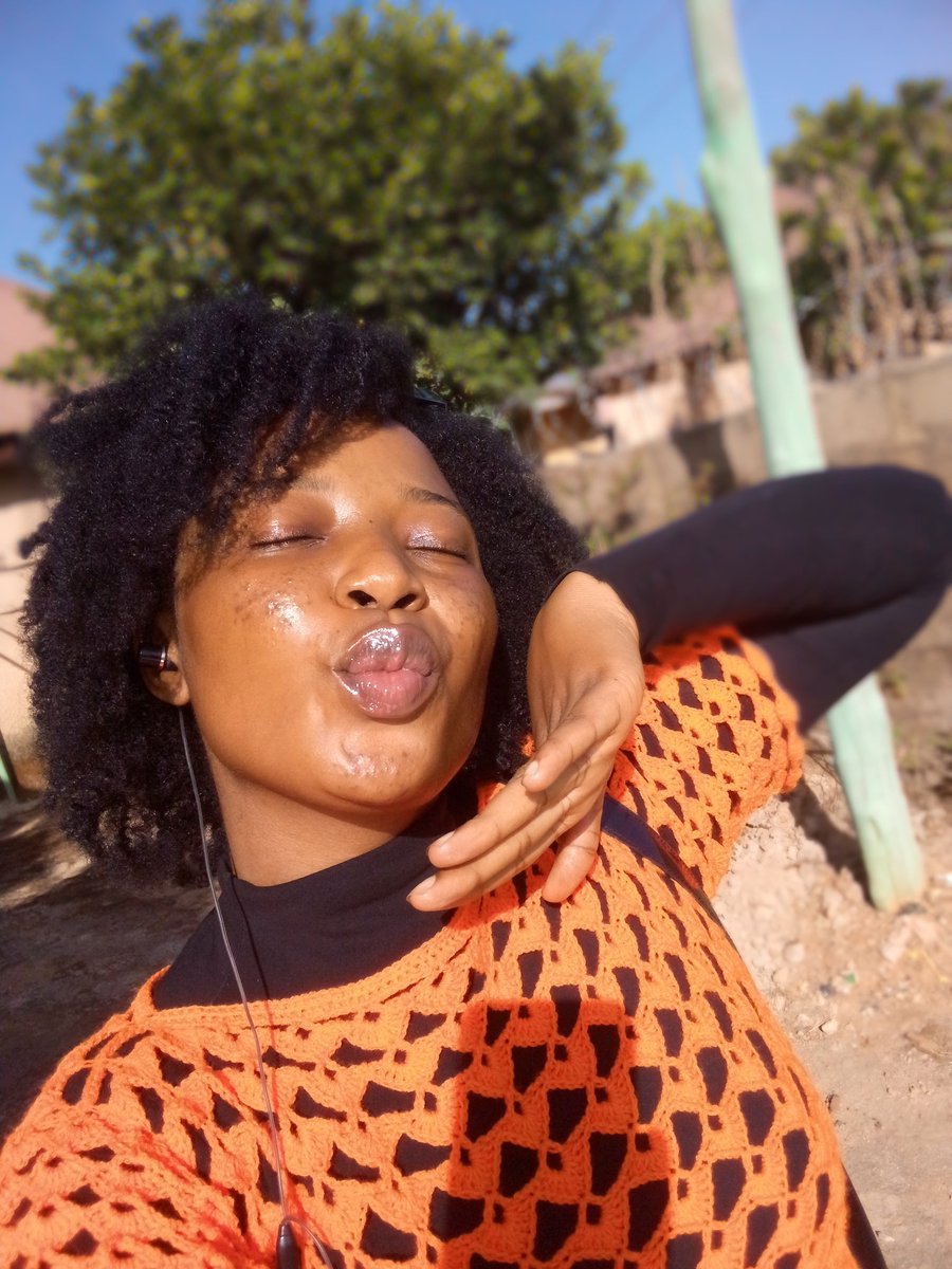 Justchinemerem6's tweet photo. The Shelly Dress and a fine girl! 2 Great combo🔥🧶🥂
#Jos #GalaxyS24 #DiorWinter24 #joscreative
#crochet #yarn #love https://t.co/k7Cxxbn3Zj