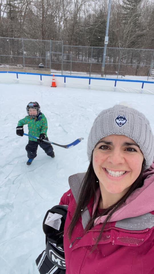 What could be better… A snowy afternoon. A beautiful rink. A mom teaching her kid how to rotate into the passing lanes of the 1-3-1 trap -locking down the neutral zone. #Tolland #Hockey #Whalers