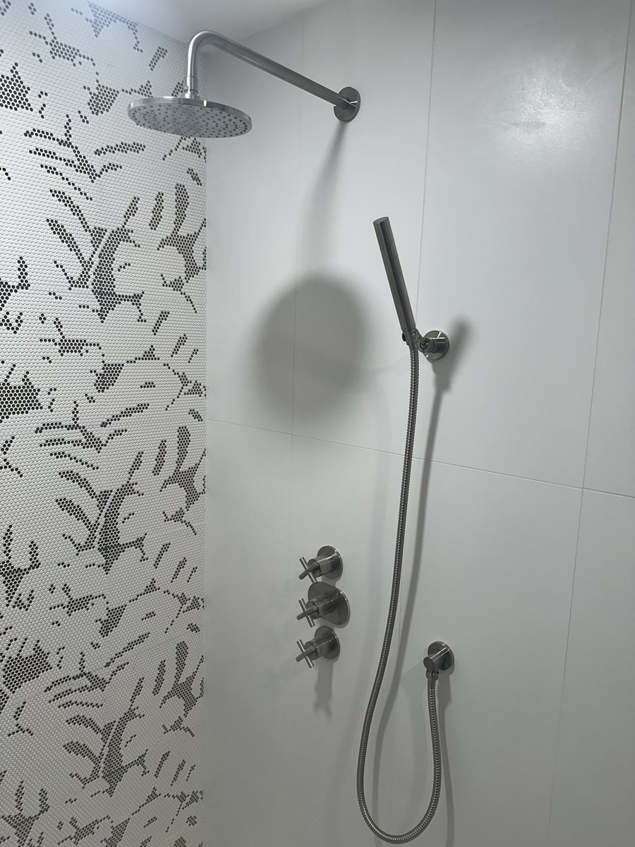 Look at this shower accent wall. We can transform any look you desire. Call us today for a free estimate. Don’t just wait for the snow to melt to renovate! #FiconConstruction #newyorkcity #newjersey #bathroomdesign #kitchendesign #basementremodel