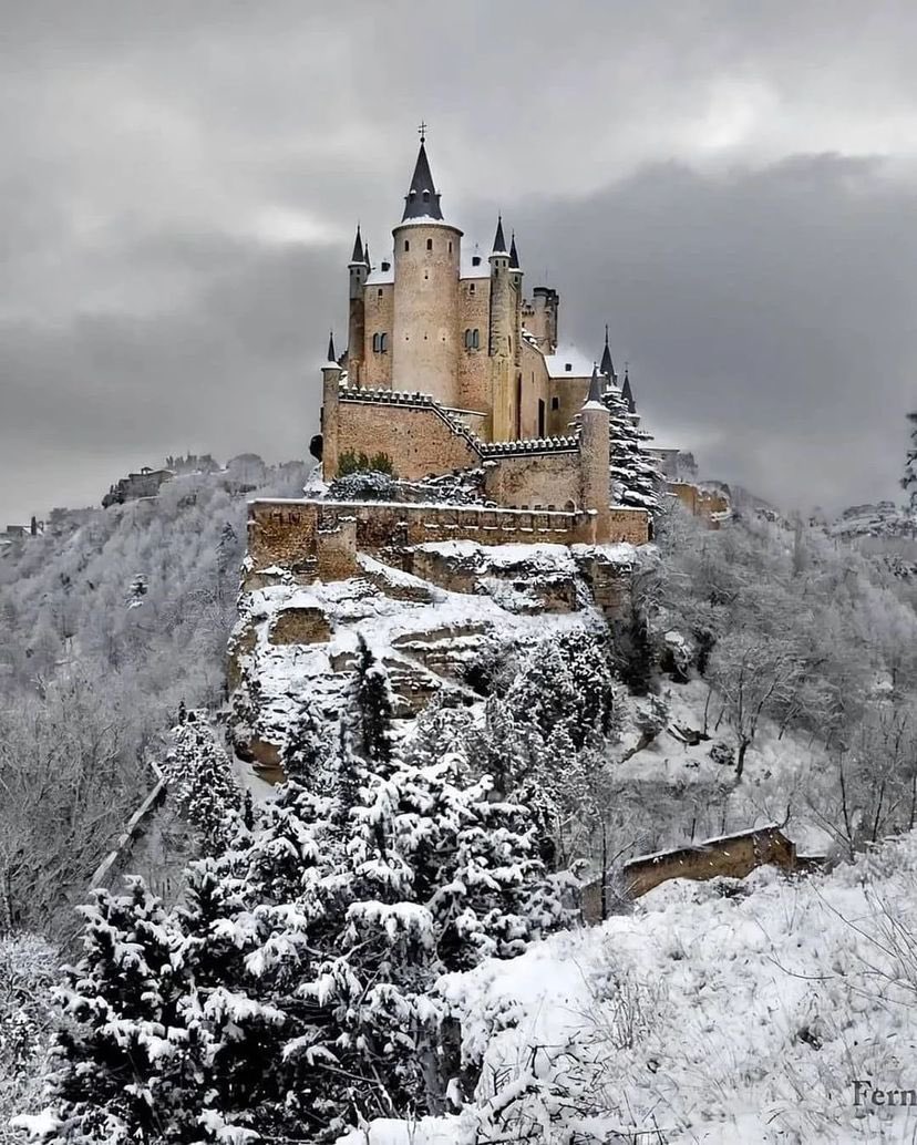 Alcázar de Segovia, España (📸©️Fernando de Antonio Jiménez)