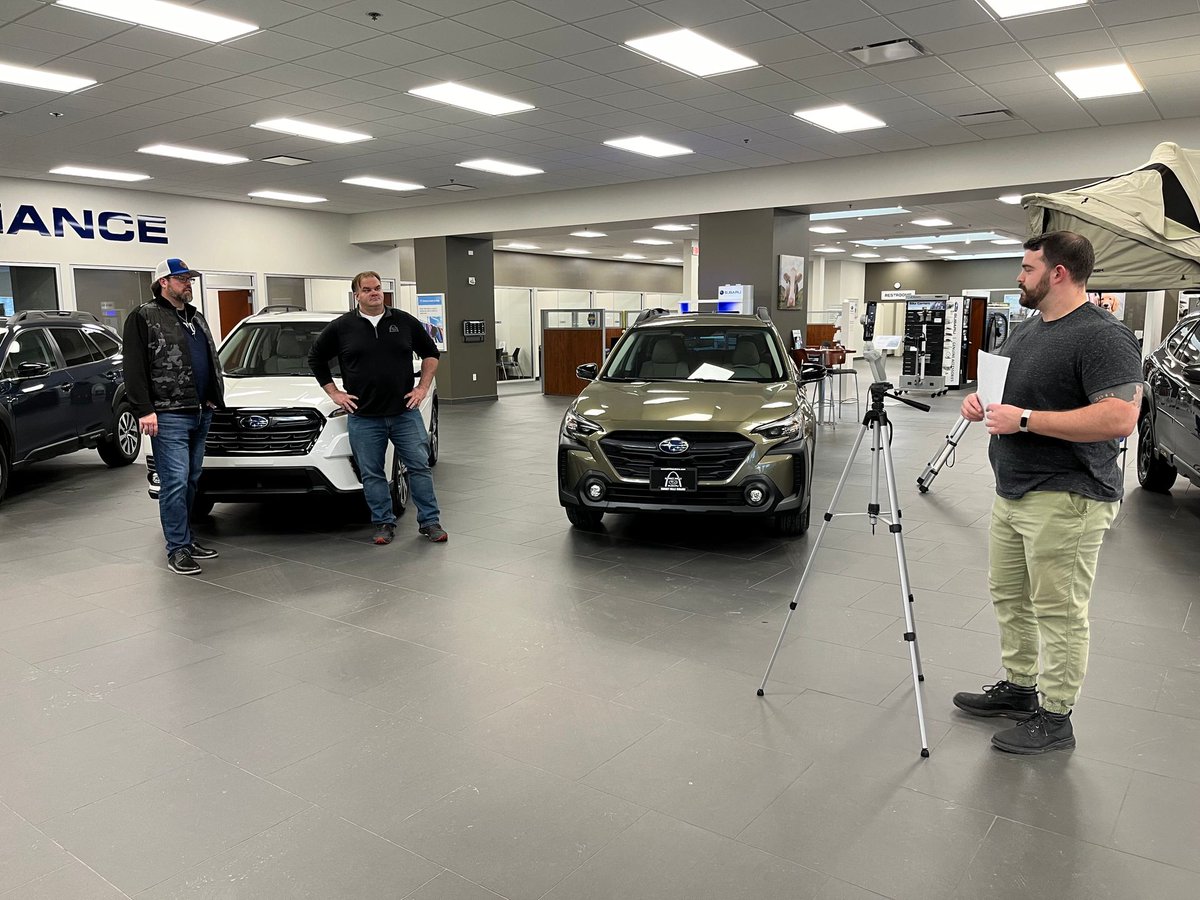 5ByFiveCreative's tweet image. Sneak peak behind the scenes! Check out Derek Page shooting content for our client Soulard Mardi Gras.

#Marketing #DigitalMarketing #MarketingAgency #AgencyLife