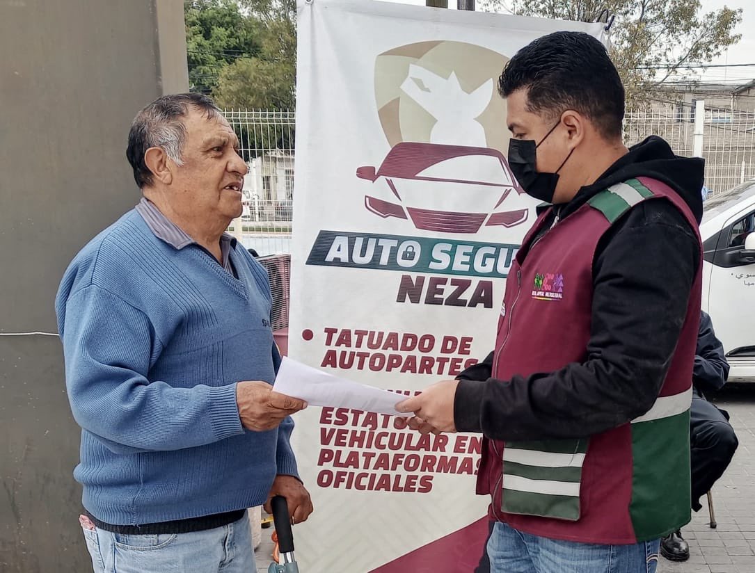 GobNeza's tweet photo. Erradiquemos el robo de autopartes con el #TatuadoDeAutopartes del programa #AutoSeguroNeza 🚘🔐 en: 
📍Estacionamiento de Base Fénix
(Av. Bordo de Xochiaca esq. Av. Nezahualcóyotl s/n. Ciudad jardin)
📍Estacionamiento de la Unidad Administrativa Nezahualcóyotl 
🗓️Miércoles a domingo de 🕘 9:00 a 17:00 hrs. 
#61ObrasyAcciones #PorAmorANeza