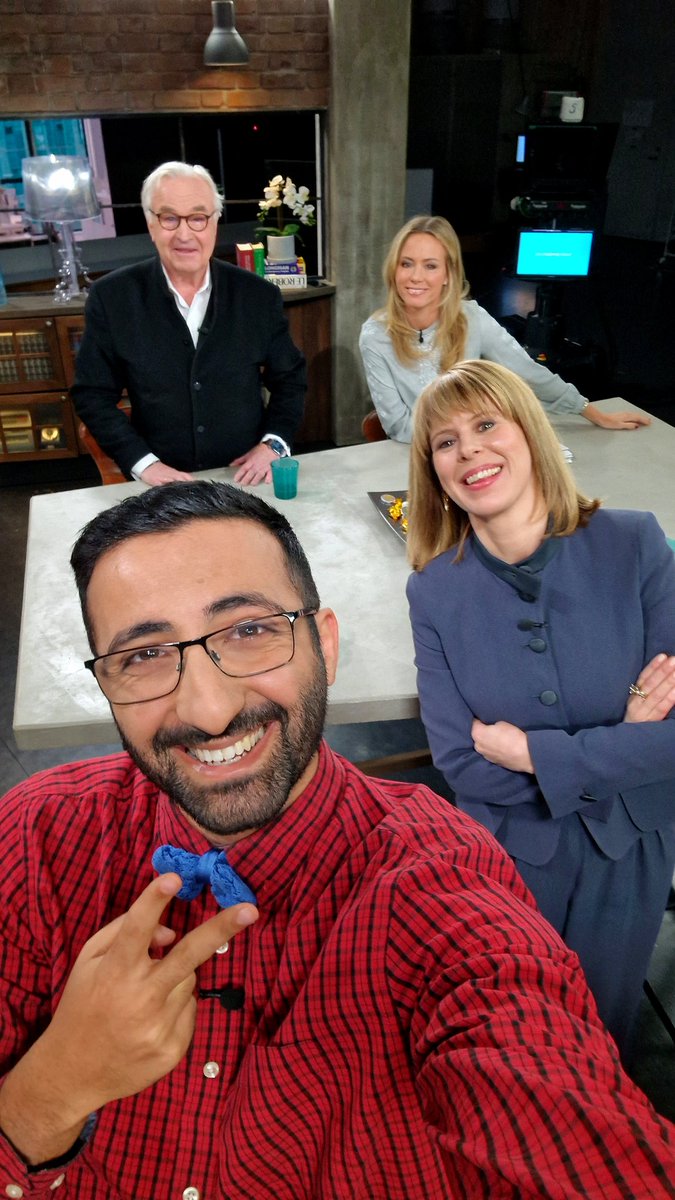 Missa inte Ekonomibyrån på SVT!

Min (riktiga) debut! Hade otroligt kul med ett riktigt intressant gäng.

Och även om Nordnet - Avanza är hårda konkurrenter så blev det allt annat än slagsmål mellan mig och Sven Hagströmer 😊
(alla var supertrevliga)
svtplay.se/video/jE4B15L/…