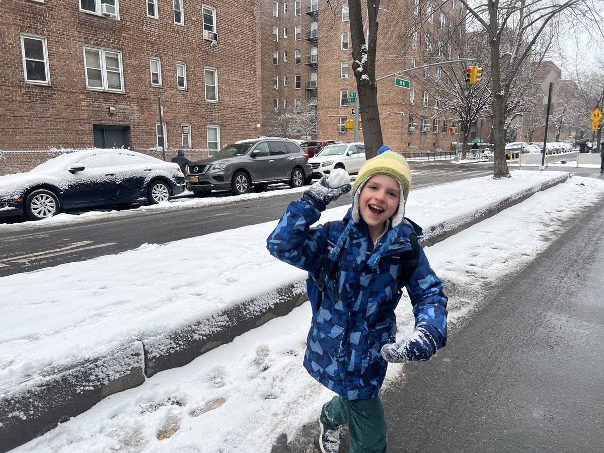 PurpleClarence's tweet image. This slime ball just hit me in the face with snowball! 😀