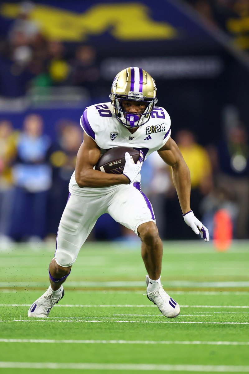 Washington running back Tybo Rogers has officially entered the transfer portal, <a href="/on3/"></a> has learned. 

Former four-star recruit rushed for 184 yards as a true freshman. 

on3.com/transfer-porta…